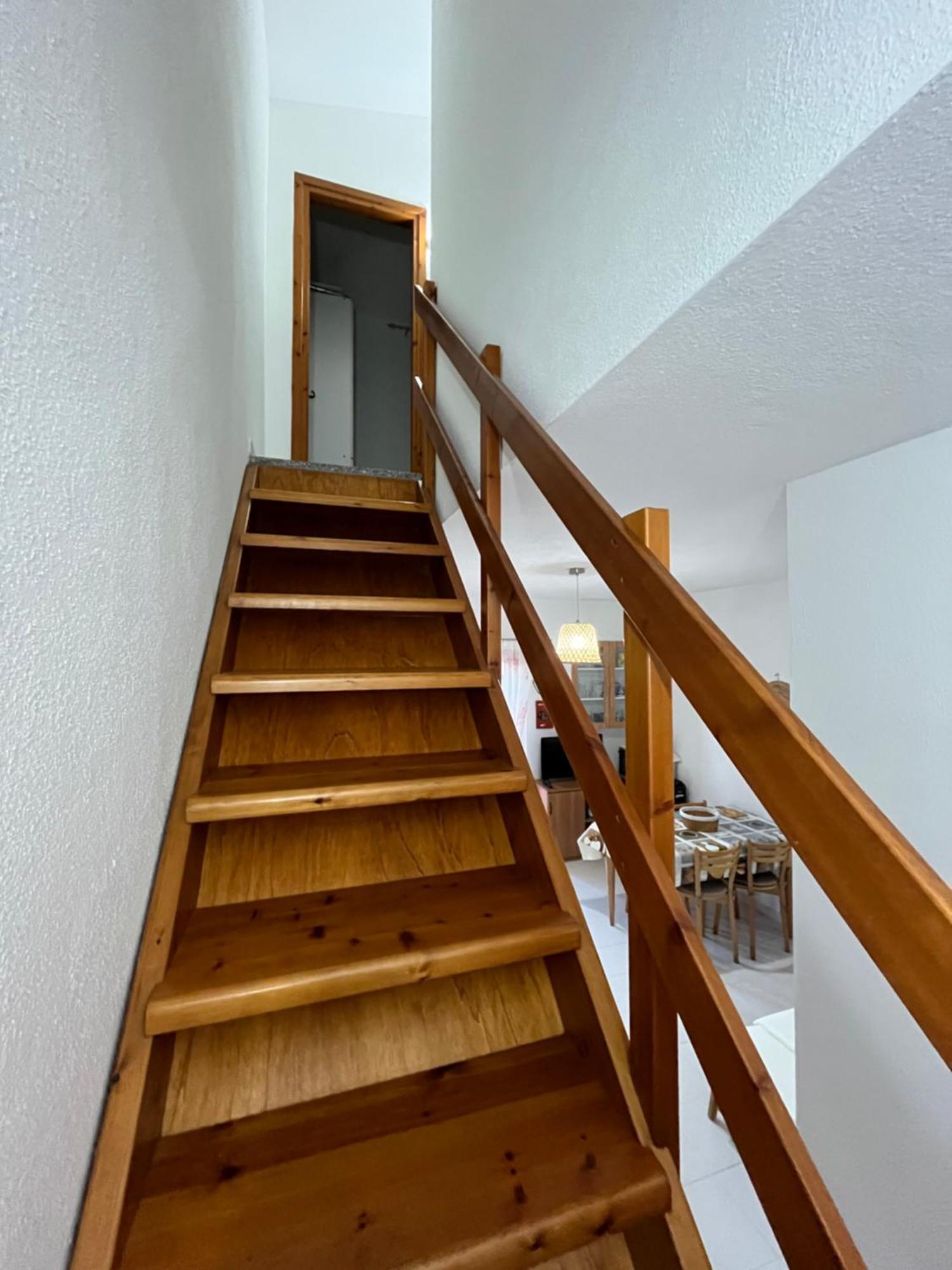 Casa Sviluppata Su Due Piani Con Doppia Veranda E Parcheggio Privato San Teodoro  Exteriör bild
